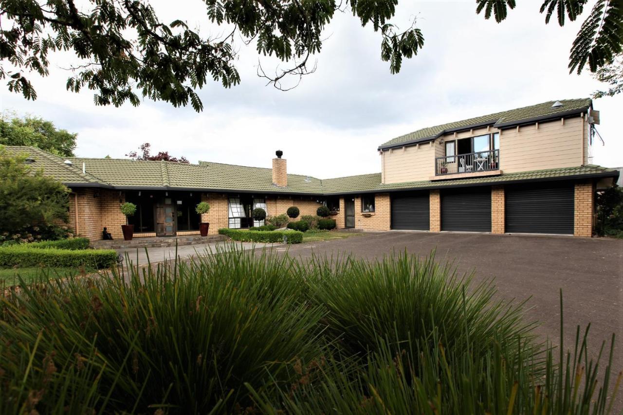 Cedar Park Bed & Breakfast Tamahere Buitenkant foto